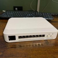 Unifi Switch - USW-Enterprise-8-PoE