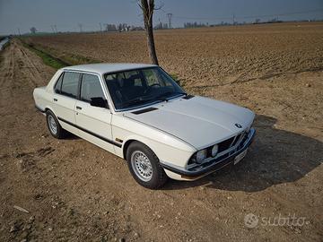 Bmw 520 e28