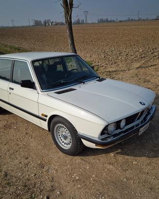 Bmw 520 e28