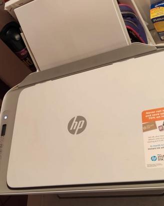 Stampante HP DeskJet 2720e