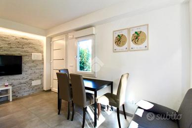 3 LOCALI A LIGNANO SABBIADORO