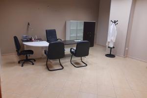 Ufficio, studio, arredato