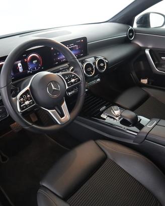 MERCEDES-BENZ A 180 A 180 d Automatic Sport