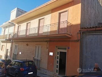 Palazzina con due appartamenti indipendenti