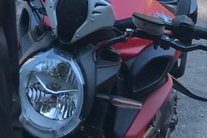 MV AGUSTA Dragster 800