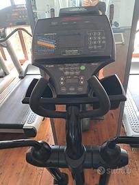Cross trainer autoalimentato lifefitness 9500hr
