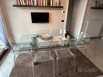Tavolo in cristallo con 6 sedie