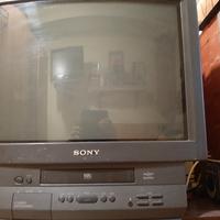 televisione con video cassette incorporato 