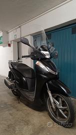 Honda SH 300
