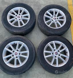 Cerchi in lega usati raggio 17 per Fiat Freemont