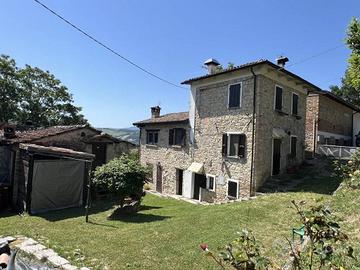 Rustico / Casale di 150 m² con 4 locali a Pellegri