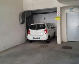 Box auto via Antonio dell' abate 31/b Lecce