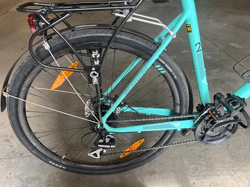 Bici trekking Bianchi C SPORT 2