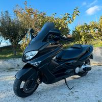 Yamaha T-Max 500