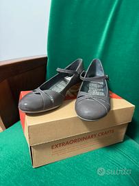 Tacco basso donna marca Camper