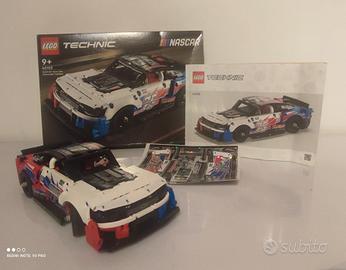 LEGO 42153 NASCAR Chevrolet Camaro ZL1 technic