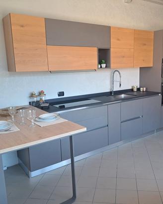  Cucina moderna in stock