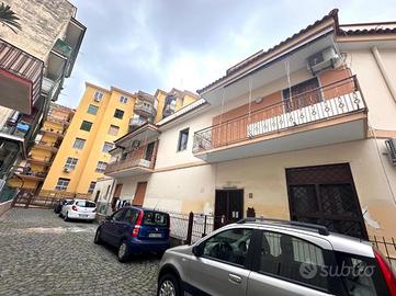 MONOLOCALE A TORRE DEL GRECO