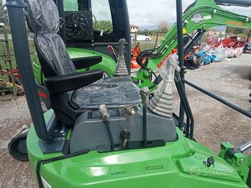 Escavatore ATI-AVANT 20