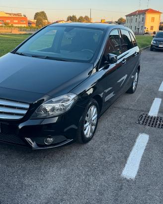 Mercedes-benz B 180 Premium