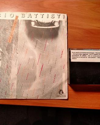 45 giri e musicasetta di Battisti