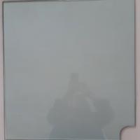 2 ripiani in vetro temperato con grimagliera