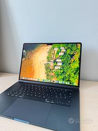 MacBook Air 15" M2 256GB 8GB Mezzanotte