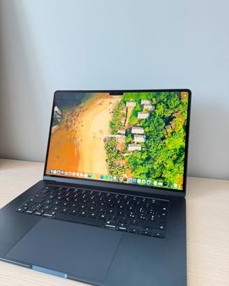 MacBook Air 15" M2 256GB 8GB Mezzanotte