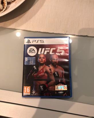 Ufc5 in perfette condizioni