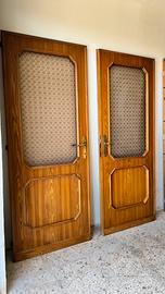 2 porte interne legno con vetro e telaio