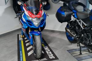 suzuki gsx r  1000 