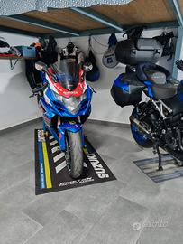 suzuki gsx r  1000 