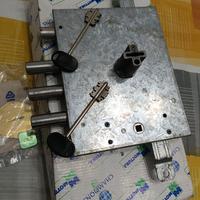 Serratura per porta blindata