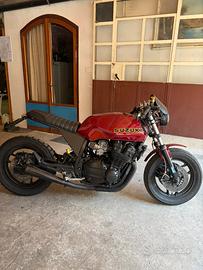 Suzuki gsx 750