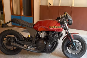 Suzuki gsx 750