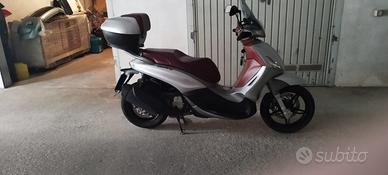 Piaggio Beverly 350 sp