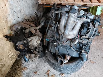 Motore C18XE completo + altro blocco.