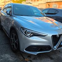 Alfa Romeo Stelvio 2.2 Turbodiesel 160 CV AT8 RWD 