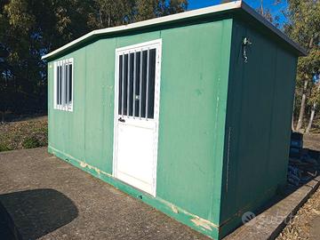 Casetta mobile 5 x 2,50 con tetto a 2 falde