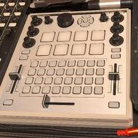 Electrix Tweaker Dj Controller