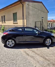 Renault Megan coupé LEGGERe BENE !!