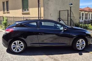 Renault Megan coupé LEGGERe BENE !!