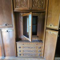 Armadio in legno 