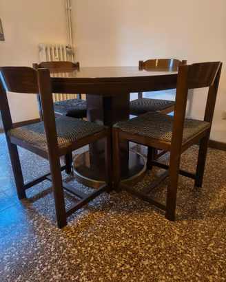 Tavolo Rotondo Allungabile in Legno (117 cm + 60)