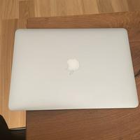 Macbook Air 13inch. 2015