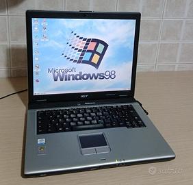 Notebook Acer con Windows 98
