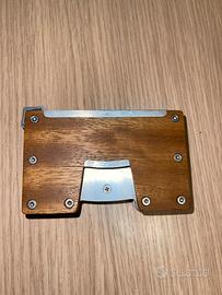 Portafogli minimalista