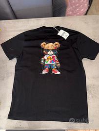 T-shirt taglia M moschino nuova