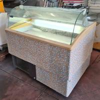 vetrina per gelateria usata