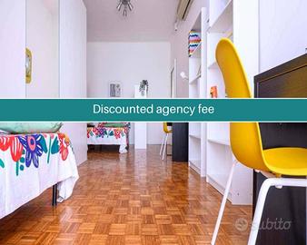 Stanza in appartamento di 15 m² a Milano